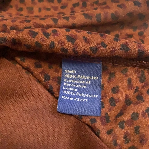 Apt 9 brown short sleeved top with Cami under it - Picture 10 of 11